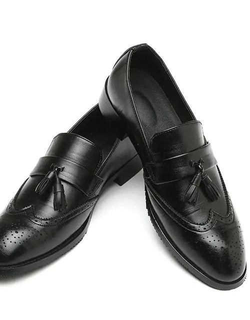 Load image into Gallery viewer, Classic Leather Tassel Loafers
