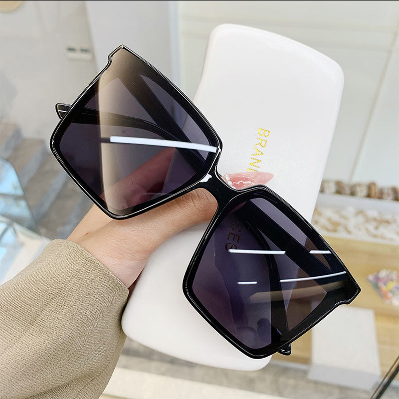 Woman's Icon Square Sunglasses