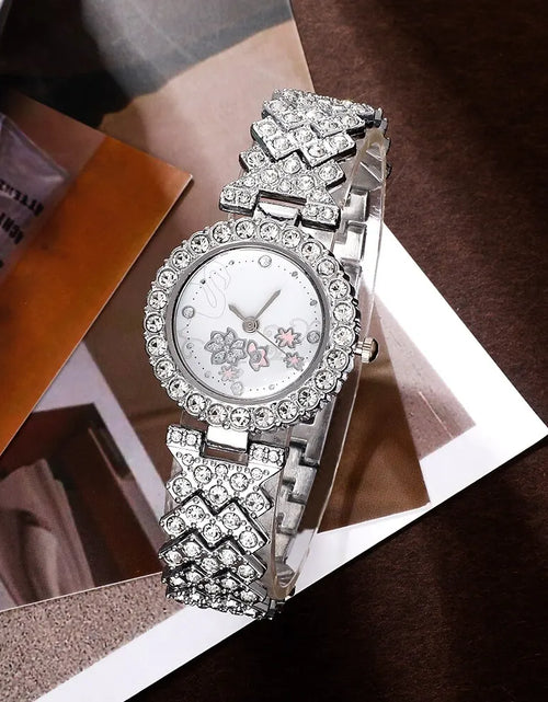 Load image into Gallery viewer, Women&#39;s Luxury Watch Set
