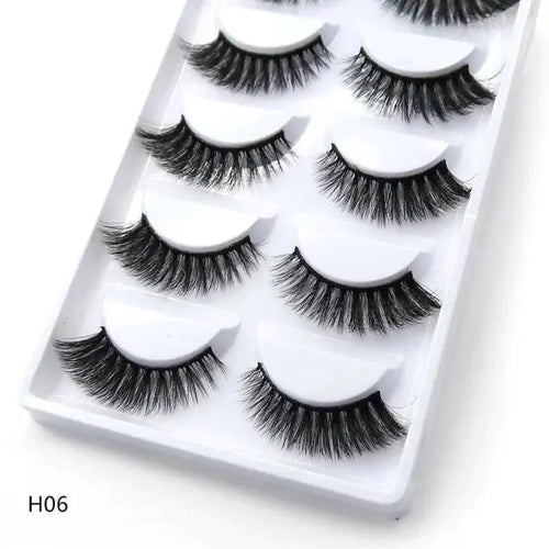 Load image into Gallery viewer, 3D Mink Eyelashes
